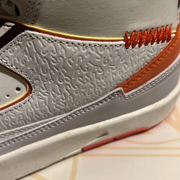 BRAND NEW SPECIAL EDITION MAISON CHATEAU ROUGE RETRO JORDAN 2 NWT - Picture 10 of 17